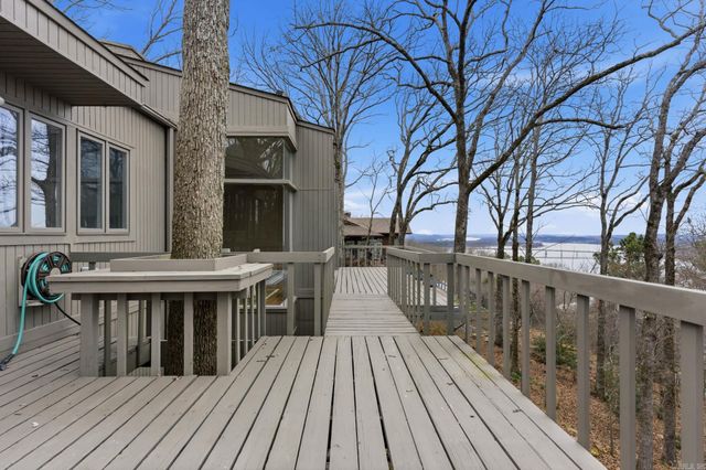 9 Timberlake Drive, Little Rock, AR 72202