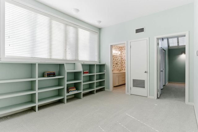 9 Timberlake Drive, Little Rock, AR 72202