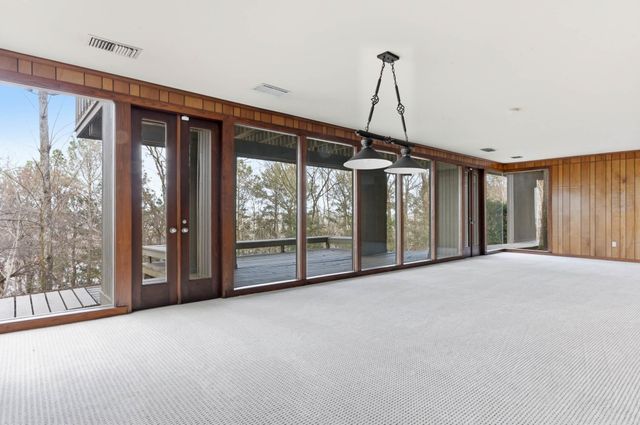 9 Timberlake Drive, Little Rock, AR 72202