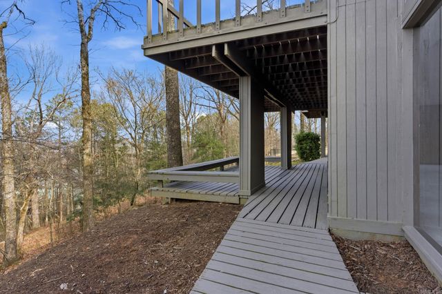 9 Timberlake Drive, Little Rock, AR 72202