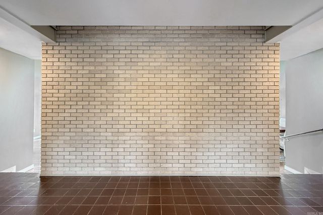 9 Timberlake Drive, Little Rock, AR 72202