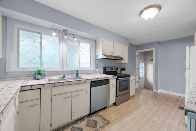 892 Lincoln Drive, Circleville, OH 43113