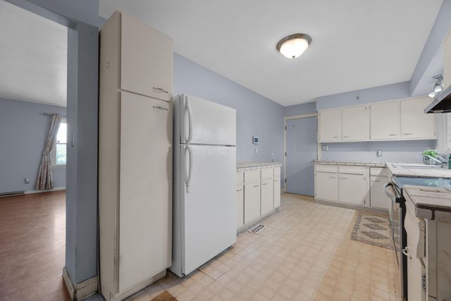 892 Lincoln Drive, Circleville, OH 43113