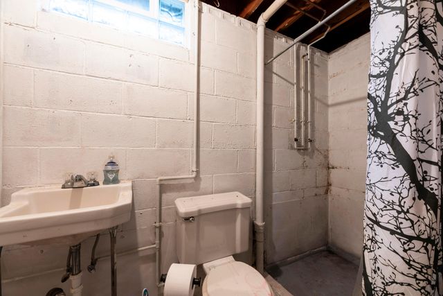 892 Lincoln Drive, Circleville, OH 43113