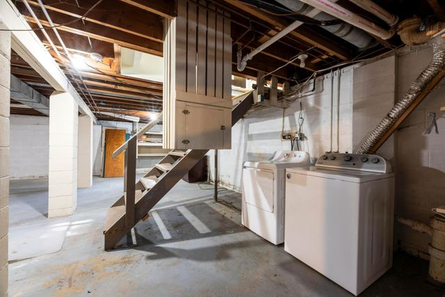 892 Lincoln Drive, Circleville, OH 43113