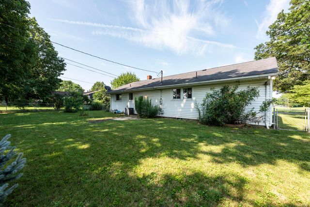 892 Lincoln Drive, Circleville, OH 43113