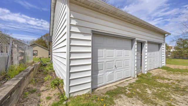 238 N Fond du Lac AVENUE, Campbellsport, WI 53010