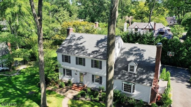 14 Bennett Pl, Westfield Town, NJ 07090