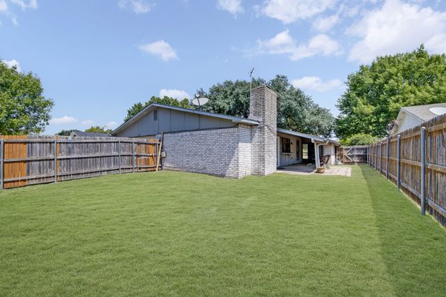 247 Woodhurst Drive, Coppell, TX 75019