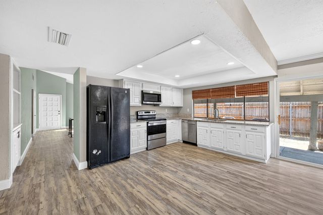 247 Woodhurst Drive, Coppell, TX 75019