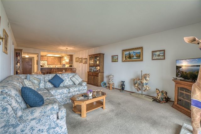10 Royale Avenue 13A-2, Lakeport, CA 95453