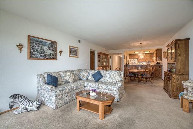 10 Royale Avenue 13A-2, Lakeport, CA 95453