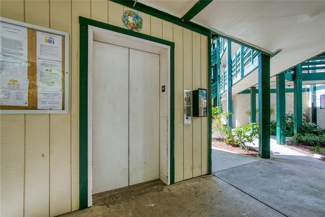 10 Royale Avenue 13A-2, Lakeport, CA 95453