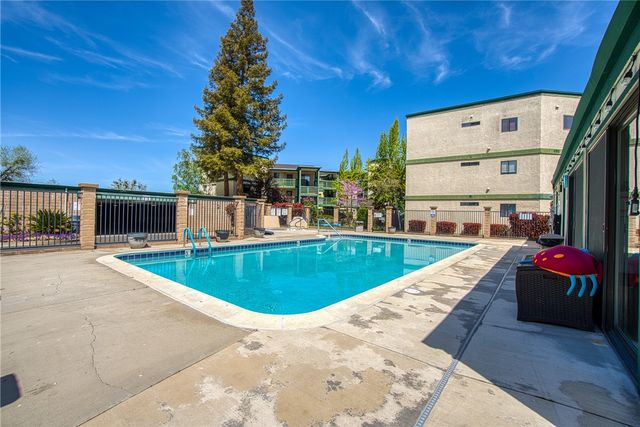 10 Royale Avenue 13A-2, Lakeport, CA 95453