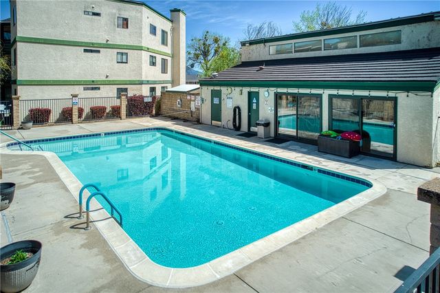 10 Royale Avenue 13A-2, Lakeport, CA 95453