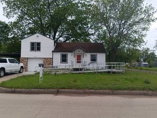 1701 S Millwood St, Wichita, KS 67213