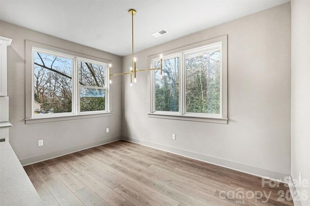 2418 Crestview Drive, Charlotte, NC 28216