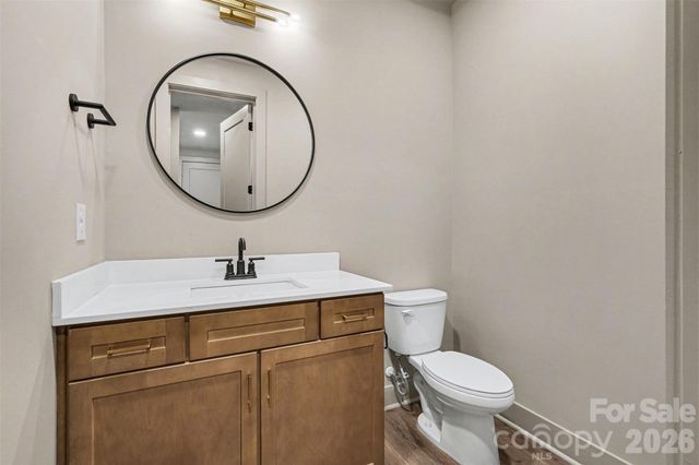 2418 Crestview Drive, Charlotte, NC 28216