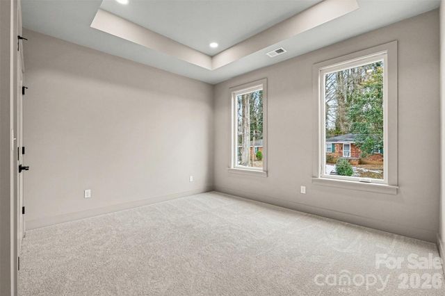 2418 Crestview Drive, Charlotte, NC 28216