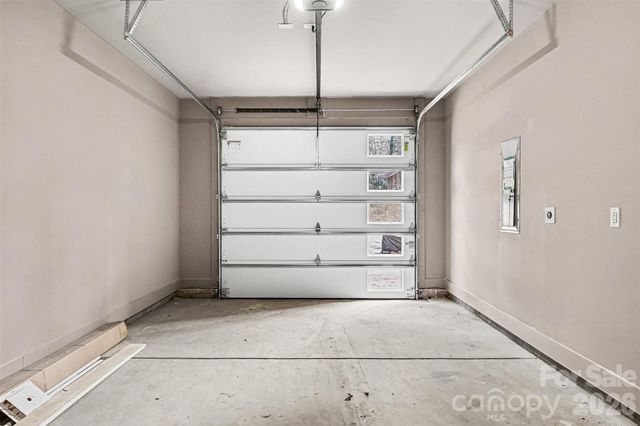 2418 Crestview Drive, Charlotte, NC 28216