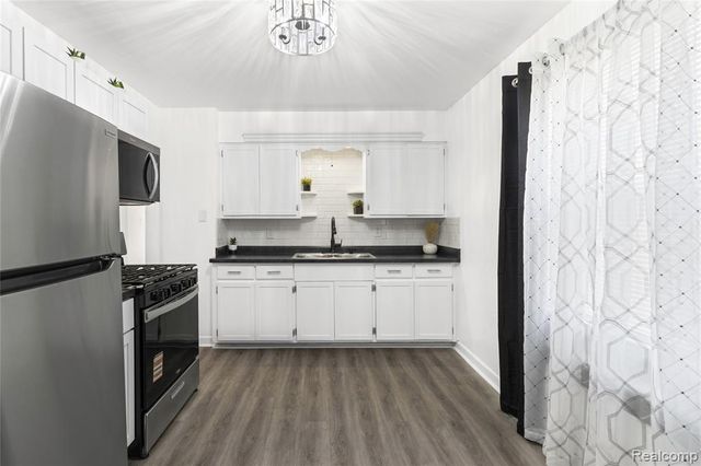 506 W Marengo Avenue, Flint, MI 48505