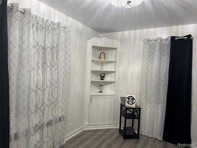 506 W Marengo Avenue, Flint, MI 48505