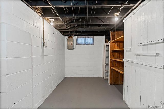 506 W Marengo Avenue, Flint, MI 48505