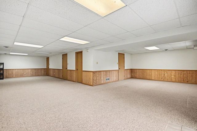 53 Village Woods Drive, Crete, IL 60417