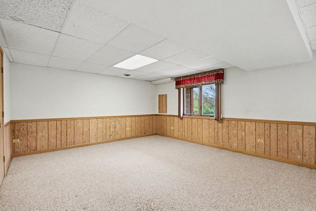 53 Village Woods Drive, Crete, IL 60417