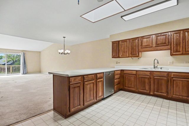 53 Village Woods Drive, Crete, IL 60417