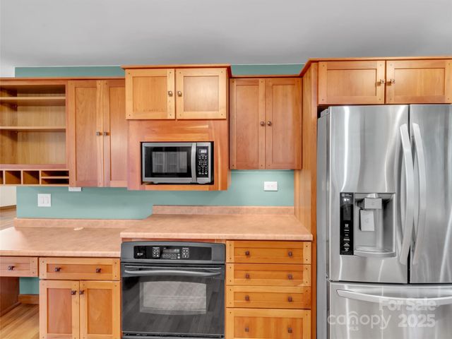 640 Timberline Drive, Maggie Valley, NC 28751