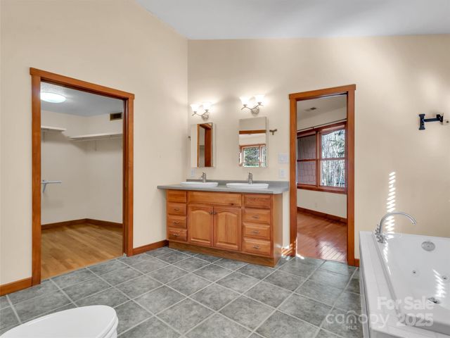 640 Timberline Drive, Maggie Valley, NC 28751