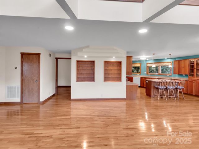 640 Timberline Drive, Maggie Valley, NC 28751