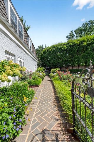 2835 Verona Road, Mission Hills, KS 66208