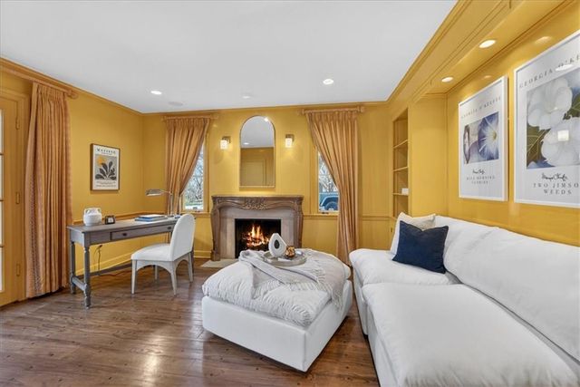 2835 Verona Road, Mission Hills, KS 66208