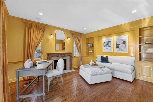 2835 Verona Road, Mission Hills, KS 66208