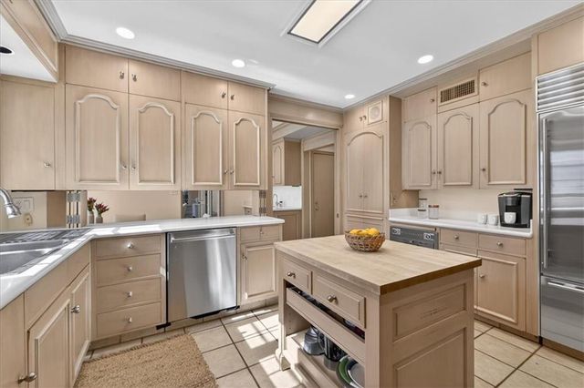 2835 Verona Road, Mission Hills, KS 66208