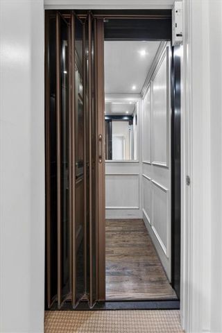 2835 Verona Road, Mission Hills, KS 66208