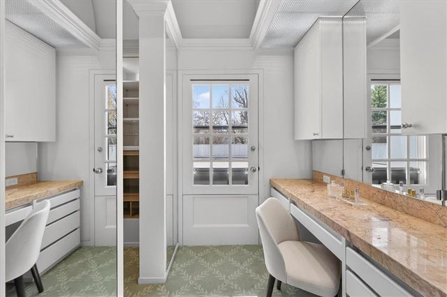 2835 Verona Road, Mission Hills, KS 66208