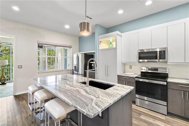 21552 Baccarat LN 201, Estero, FL 33928