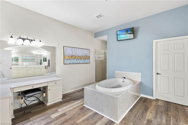21552 Baccarat LN 201, Estero, FL 33928