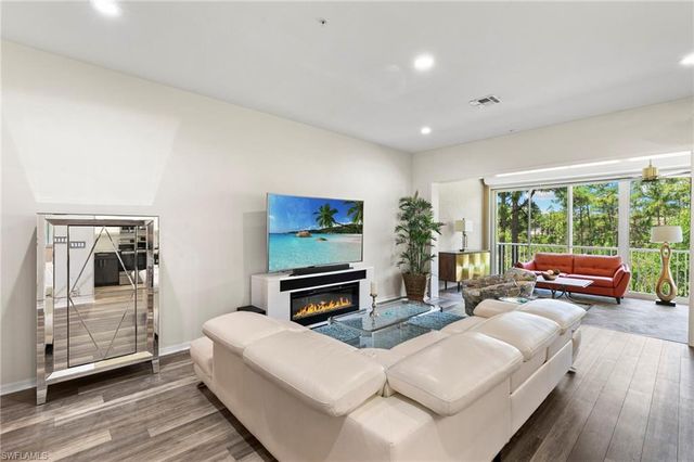 21552 Baccarat LN 201, Estero, FL 33928