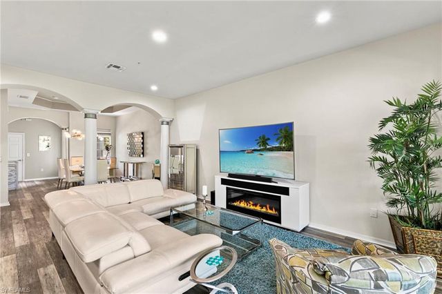 21552 Baccarat LN 201, Estero, FL 33928