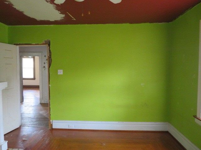 810 Howard St, Monongahela City, PA 15063