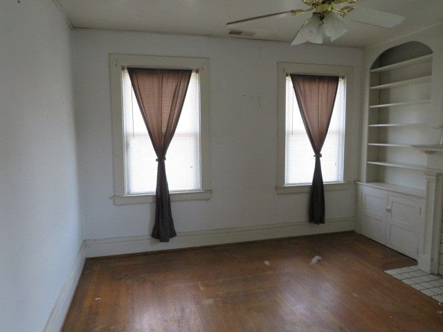 810 Howard St, Monongahela City, PA 15063