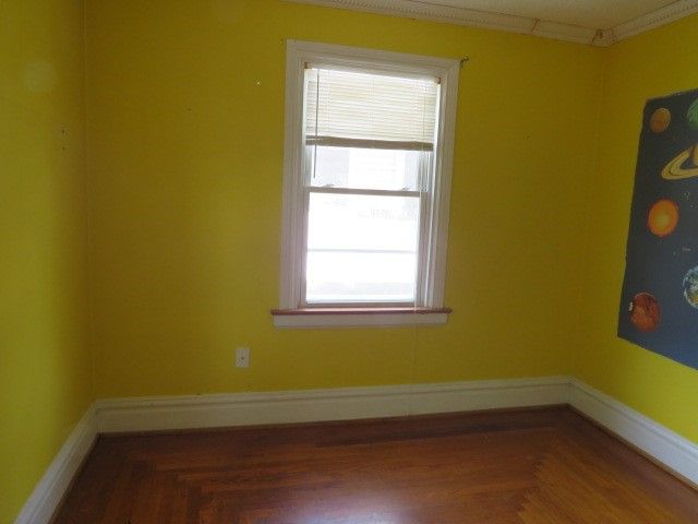 810 Howard St, Monongahela City, PA 15063