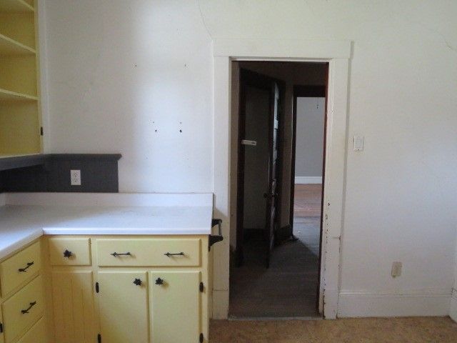 810 Howard St, Monongahela City, PA 15063
