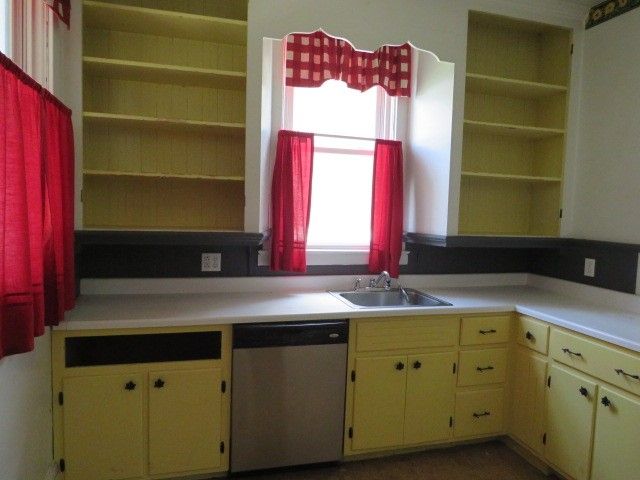 810 Howard St, Monongahela City, PA 15063