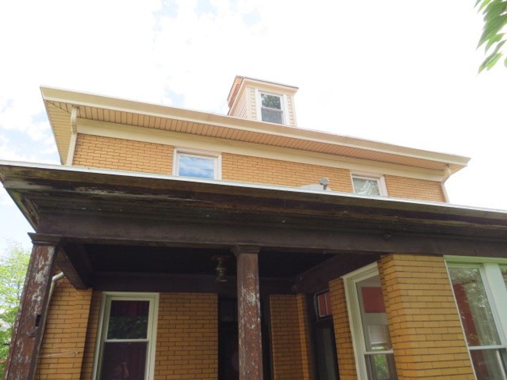 810 Howard St, Monongahela City, PA 15063