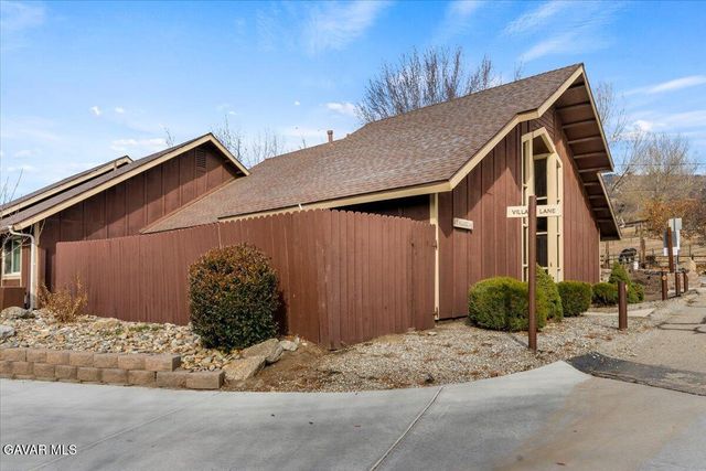 2 Village Lane, Tehachapi, CA 93561